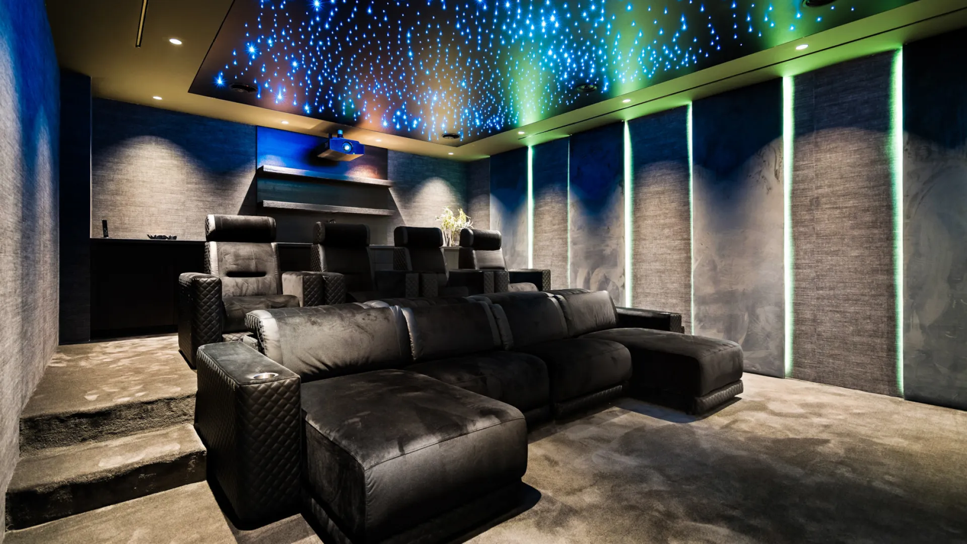 Villa a la venta de 6 dormitorios en Los Monteros Playa