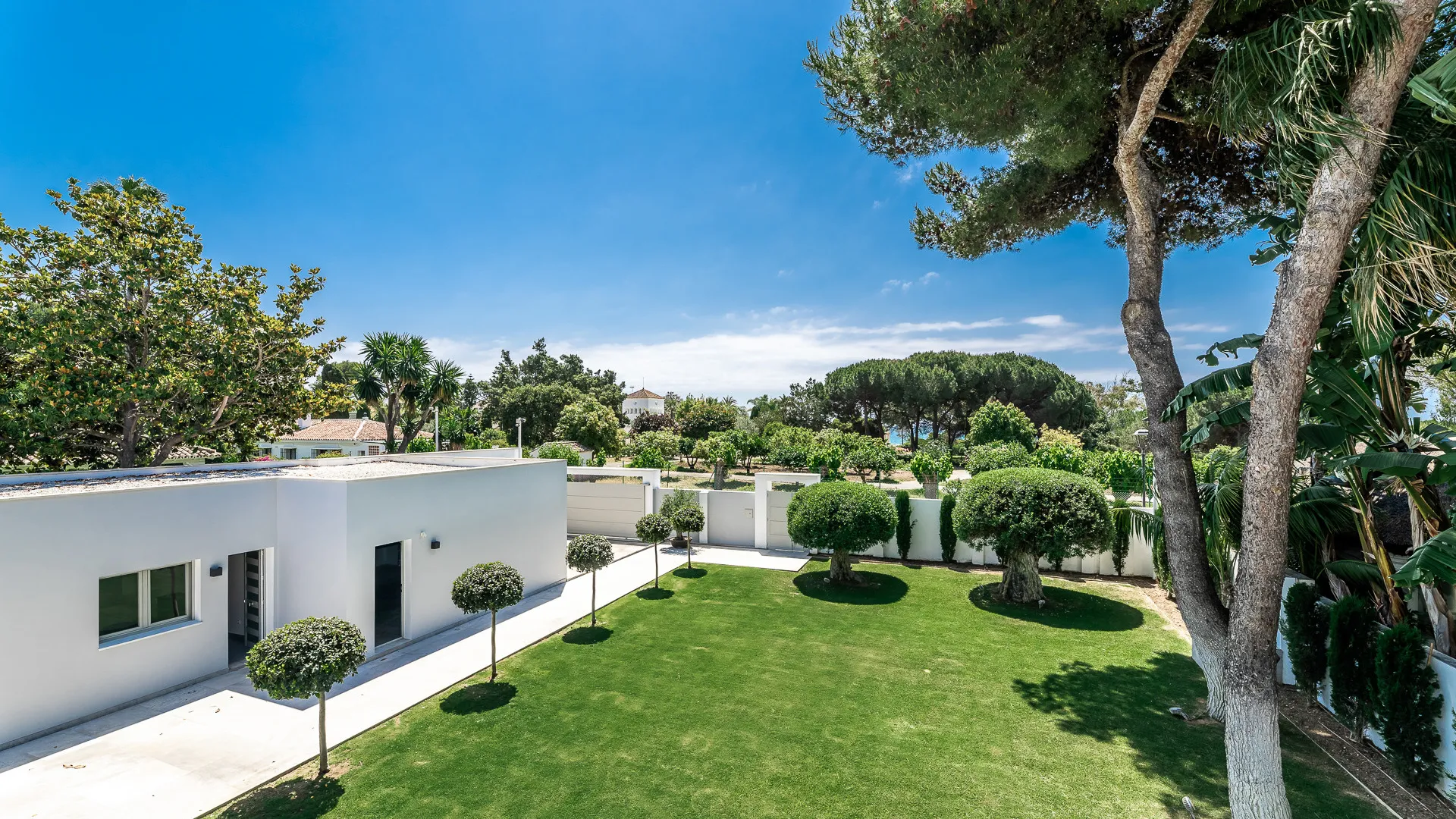 Villa en venta de 7 dormitorios en Benamara