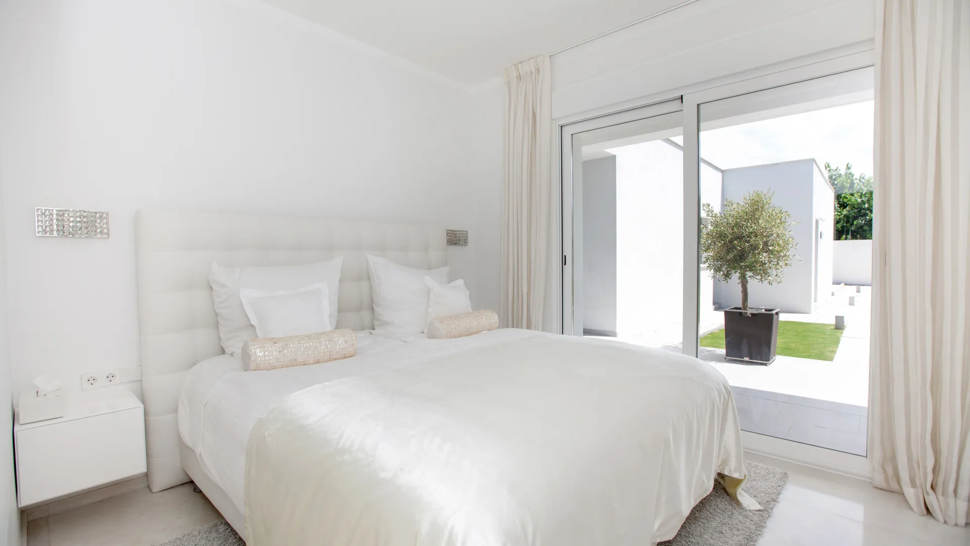 Villa en venta de 7 dormitorios en Benamara