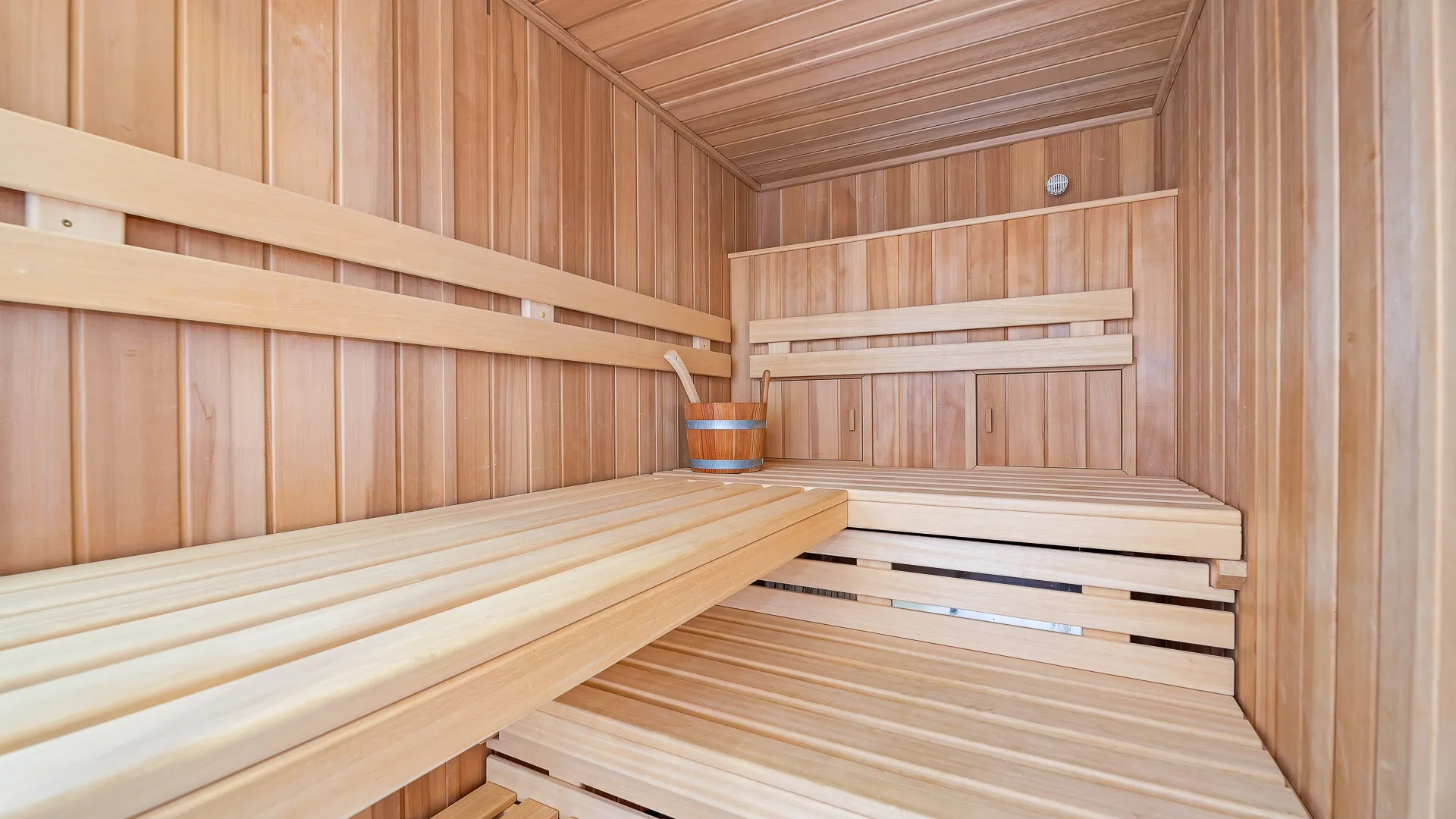 Villa en venta de 7 dormitorios en Benamara