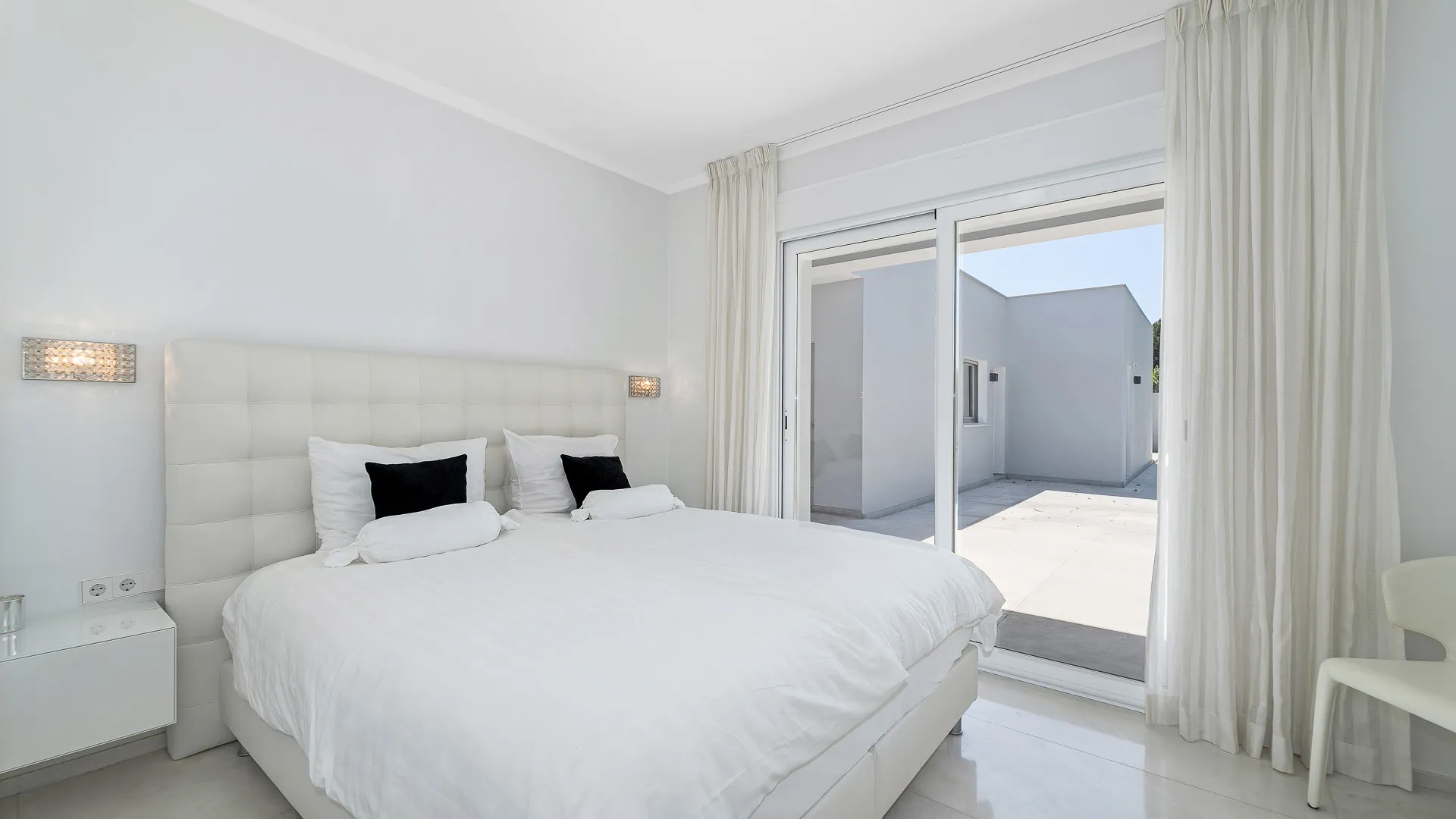 Villa en venta de 7 dormitorios en Benamara