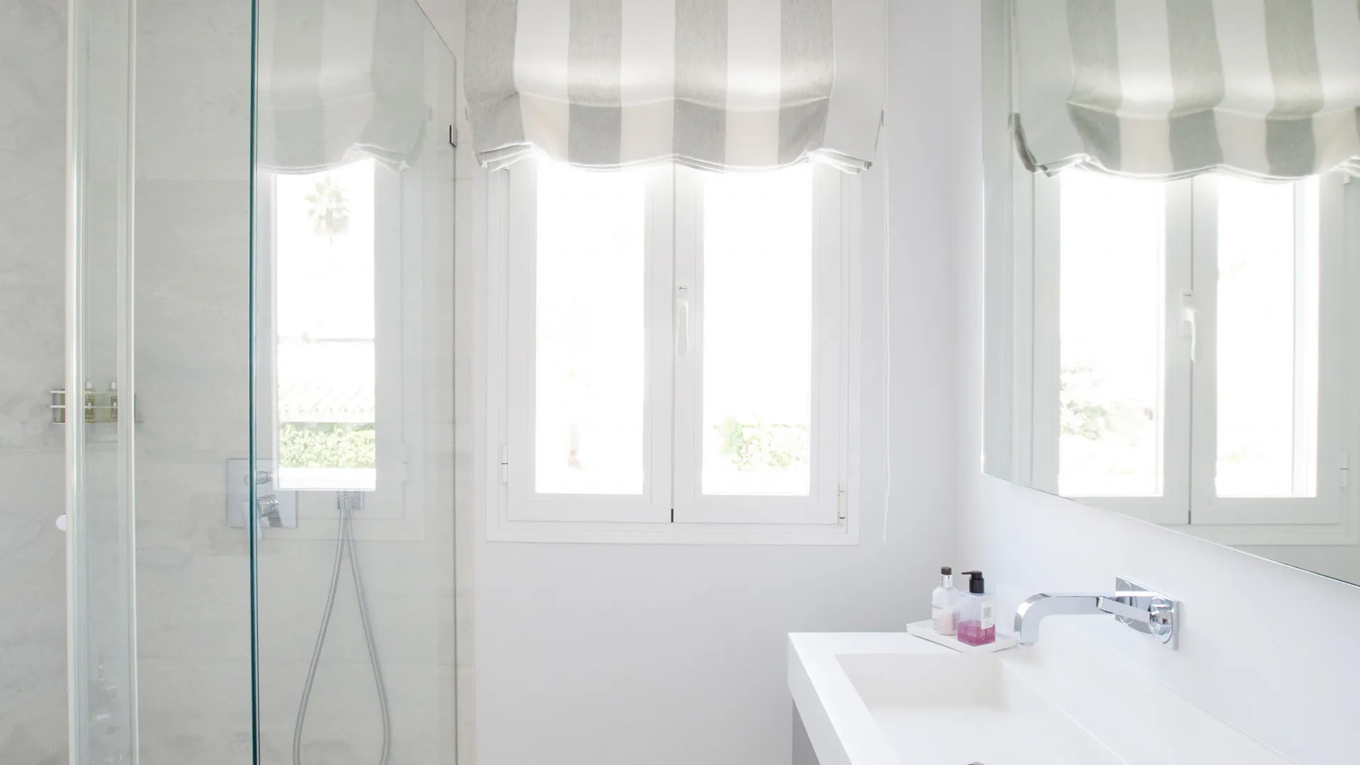 Villa en venta de 7 dormitorios en Benamara