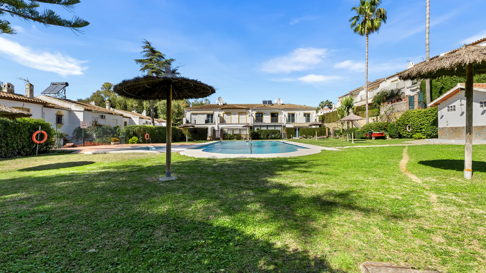 For sale town house in El Campanario