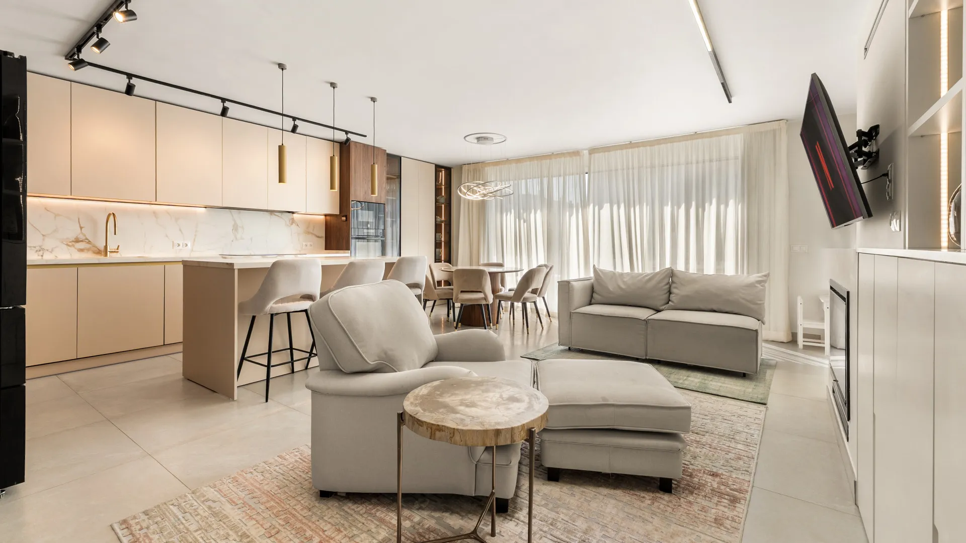 For sale town house in El Campanario