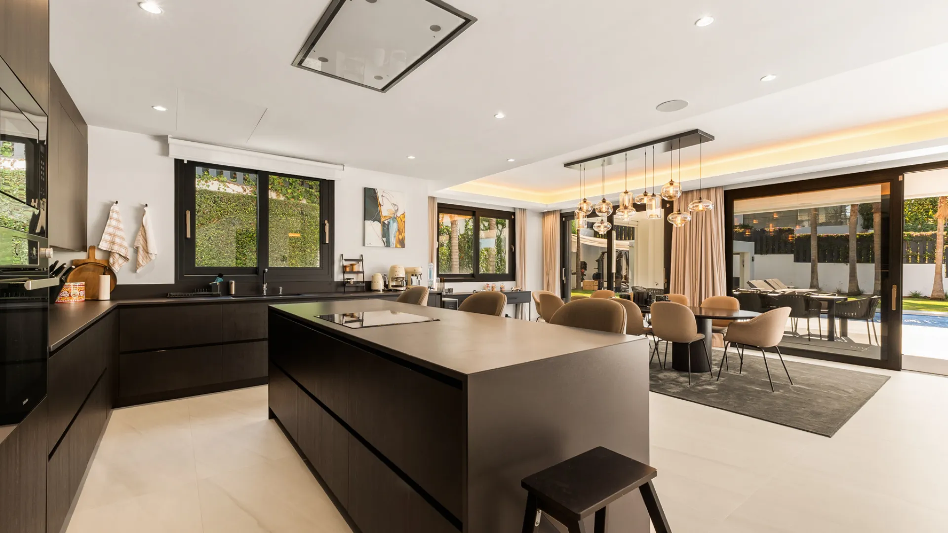 Los Olivos, villa a la venta de 7 dormitorios