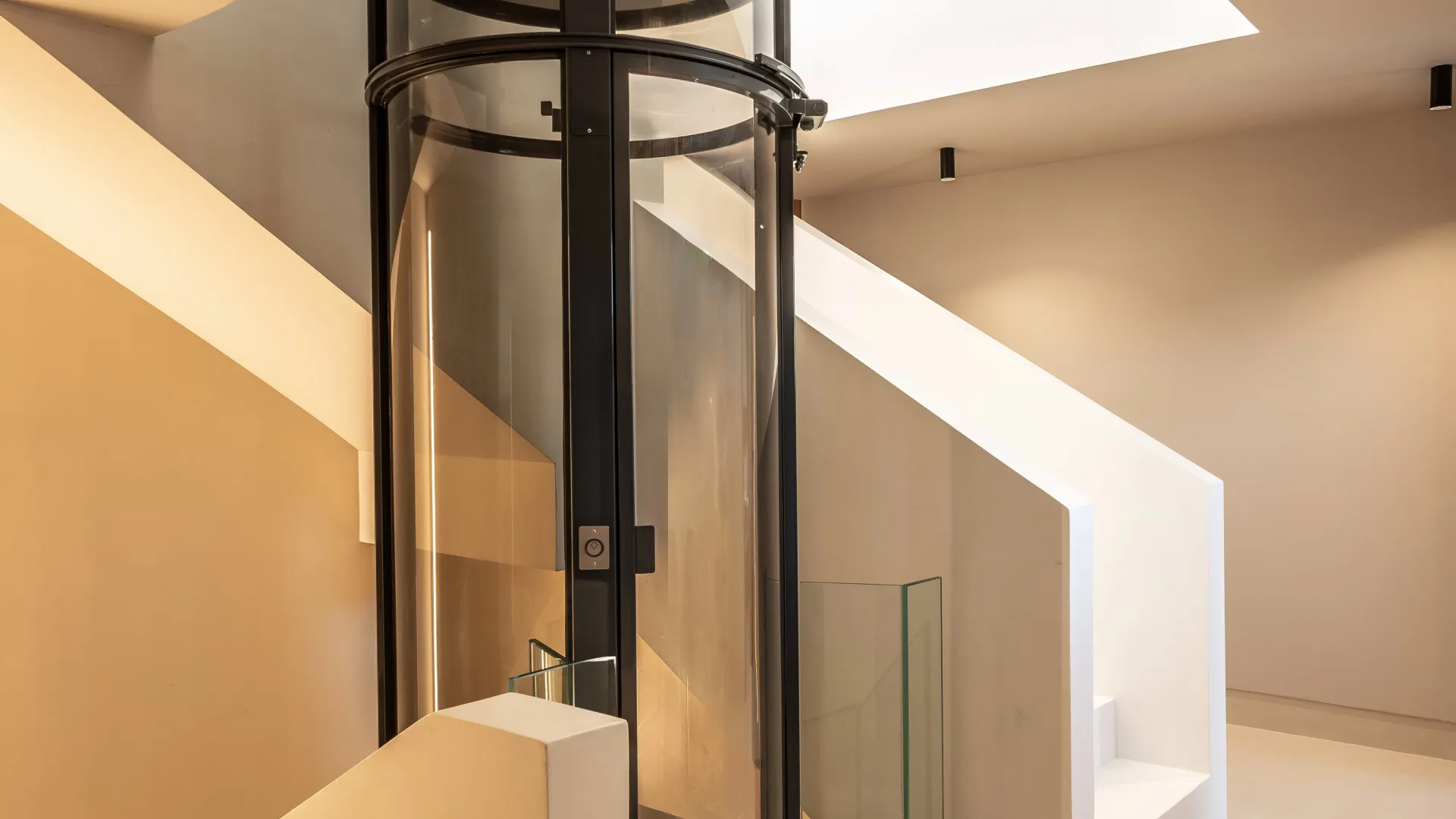 Marbella Golden Mile, villa en venta de 5 dormitorios