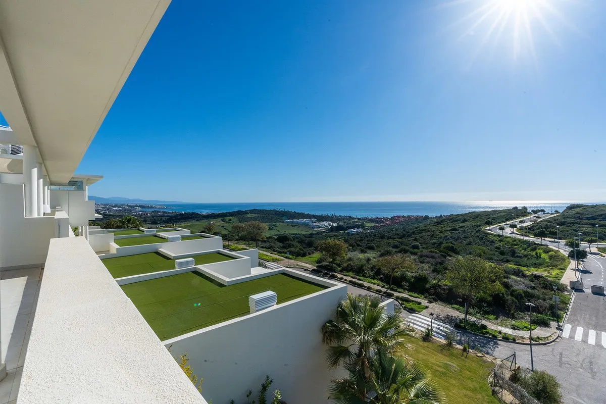 Penthouse for sale in Casares with 3 bedrooms