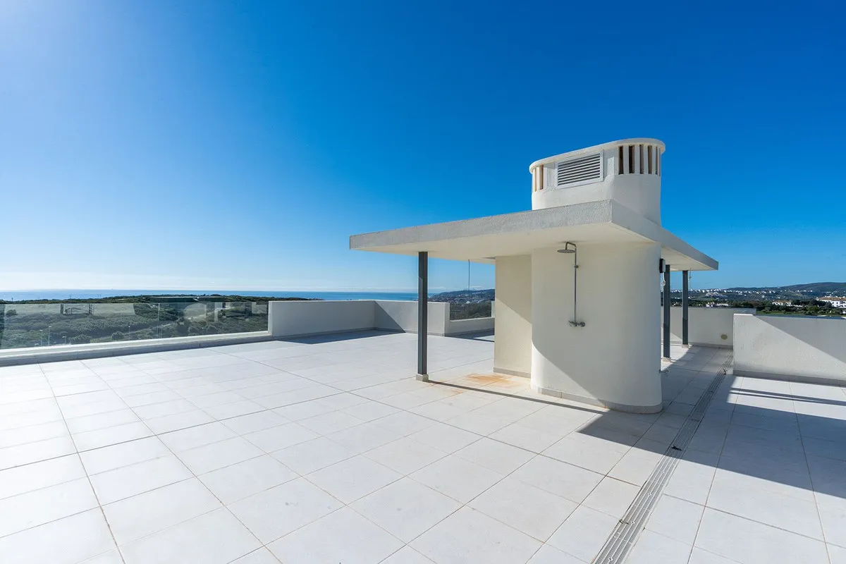 Penthouse for sale in Casares with 3 bedrooms