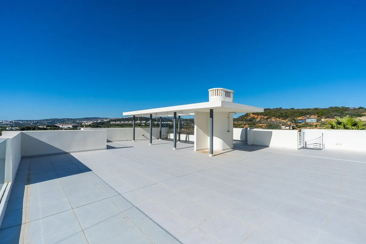 Penthouse for sale in Casares with 3 bedrooms