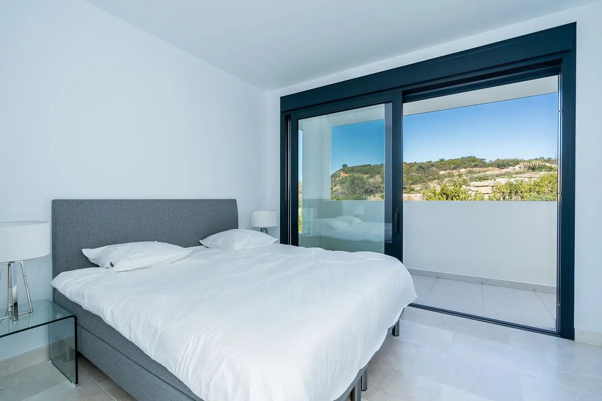 Penthouse for sale in Casares with 3 bedrooms