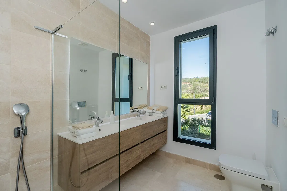 Penthouse for sale in Casares with 3 bedrooms