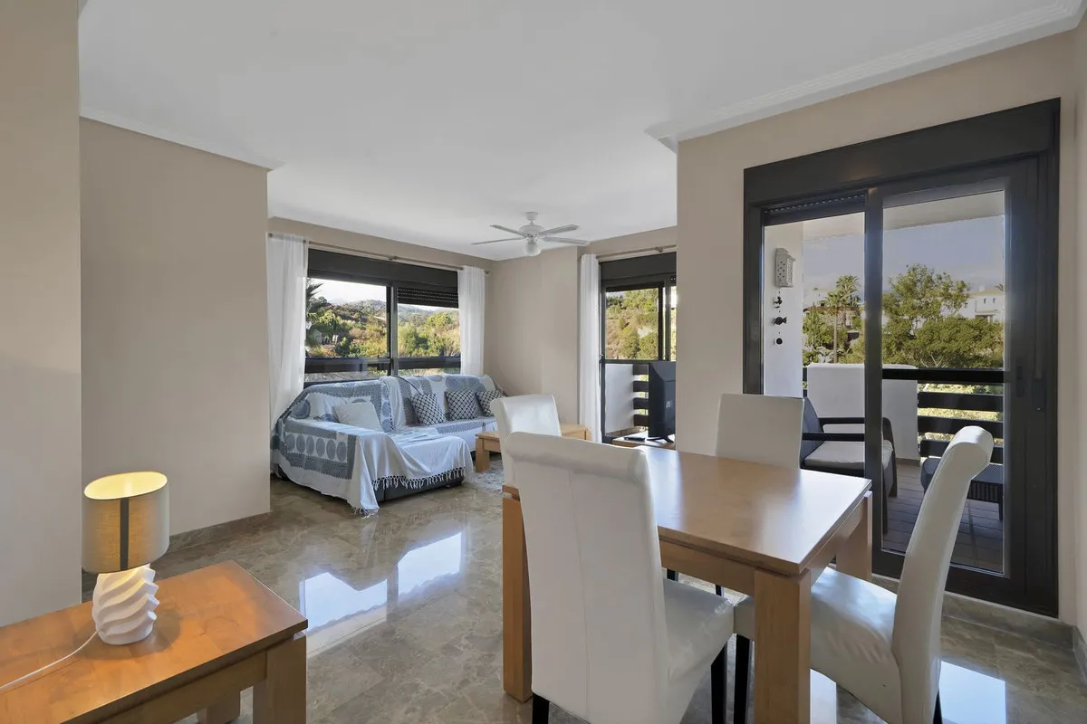 2 bedrooms Selwo apartment for sale