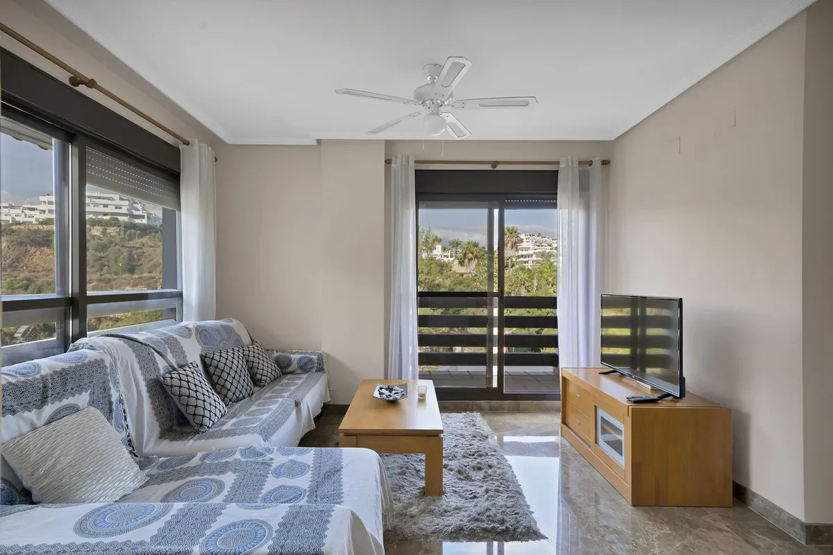 2 bedrooms Selwo apartment for sale