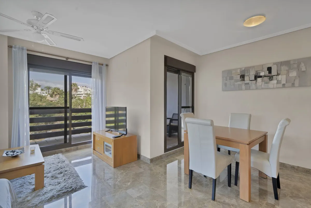 2 bedrooms Selwo apartment for sale