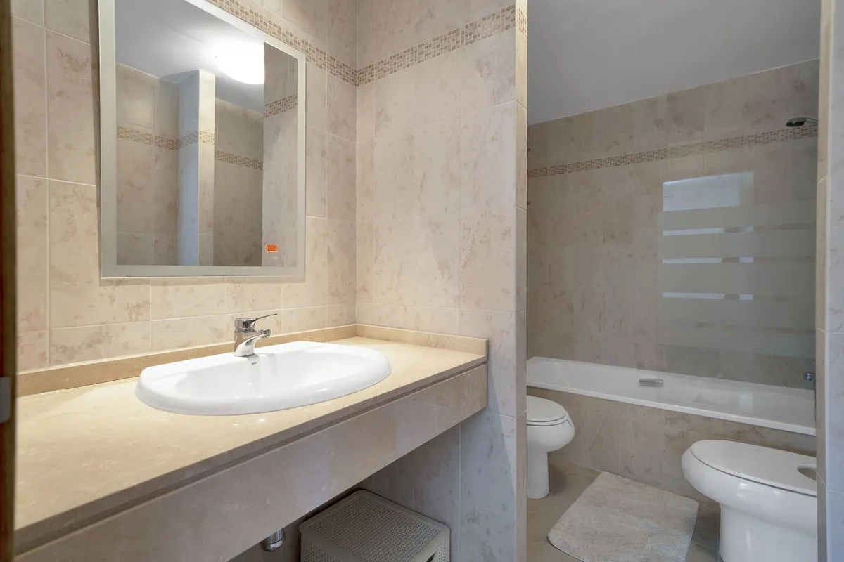 2 bedrooms Selwo apartment for sale