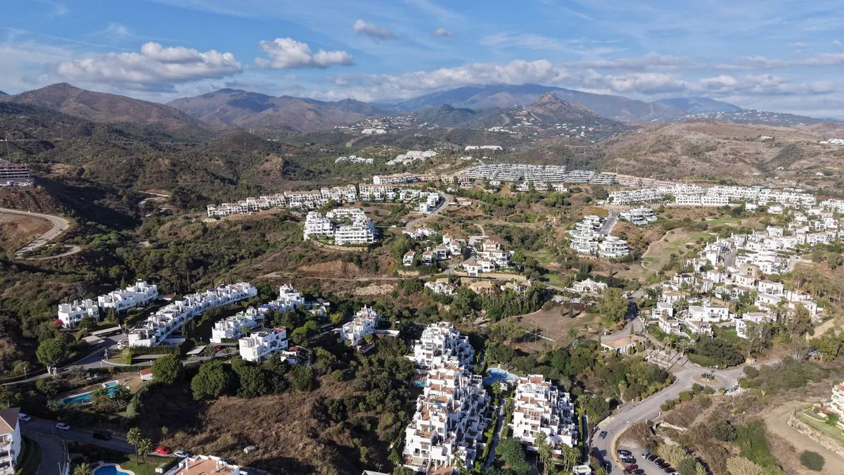 2 bedrooms Selwo apartment for sale