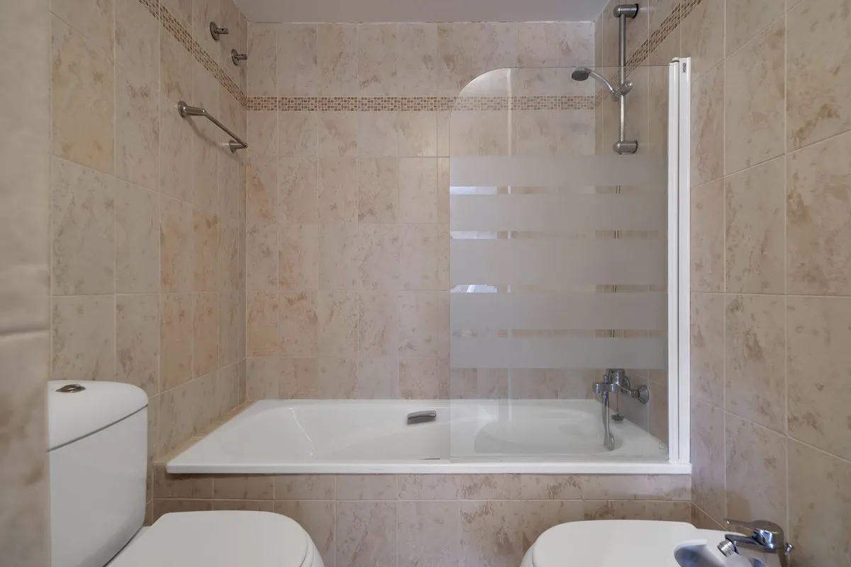 2 bedrooms Selwo apartment for sale