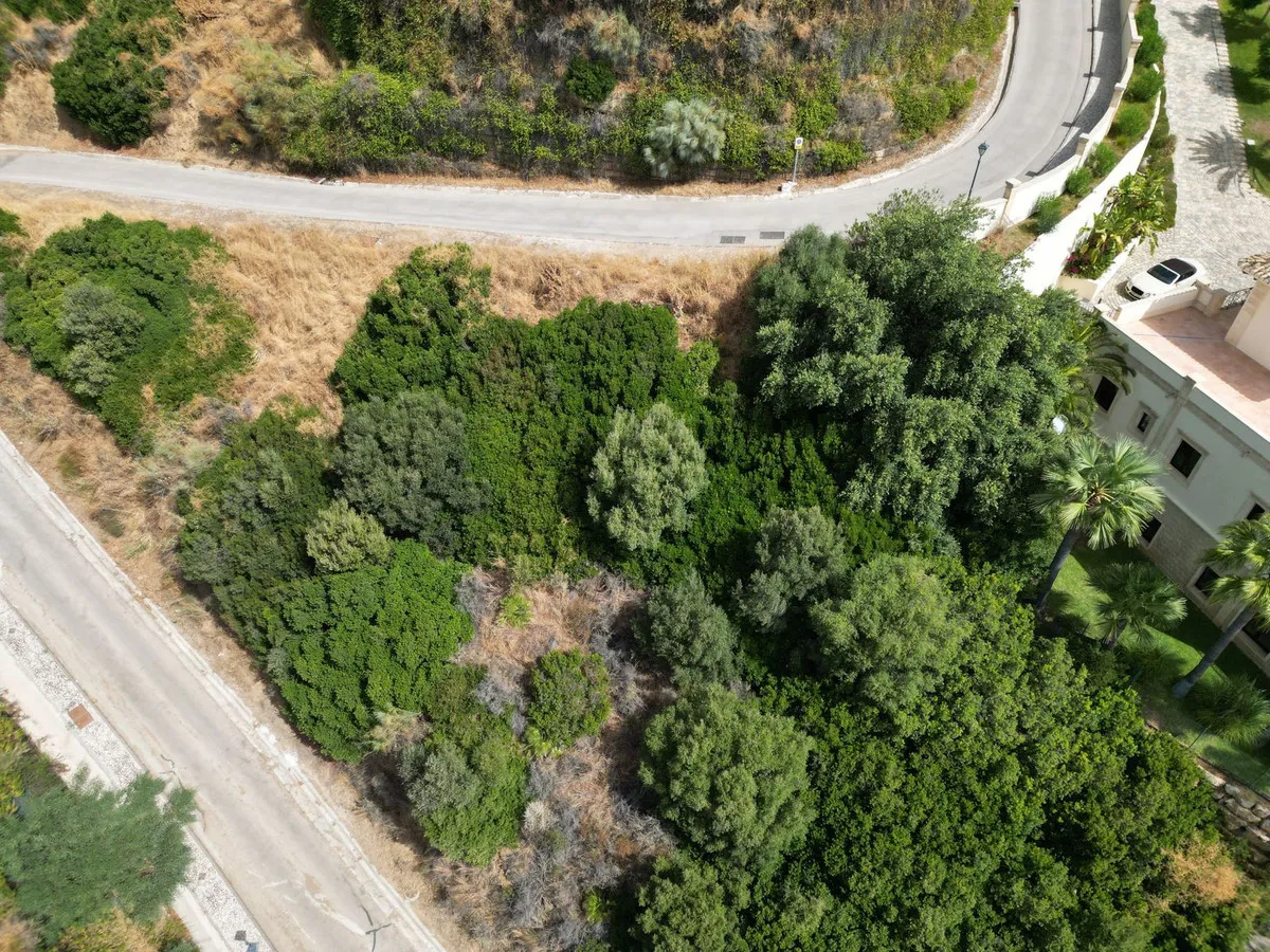 Comprar parcela en Benahavis