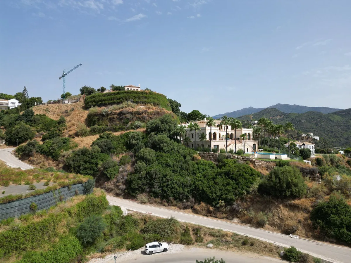 Comprar parcela en Benahavis