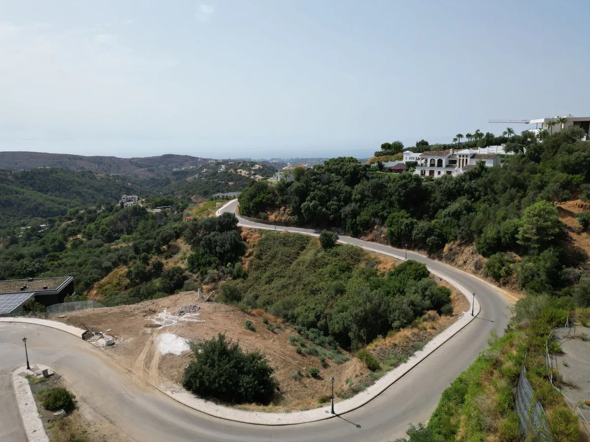 Comprar parcela en Benahavis