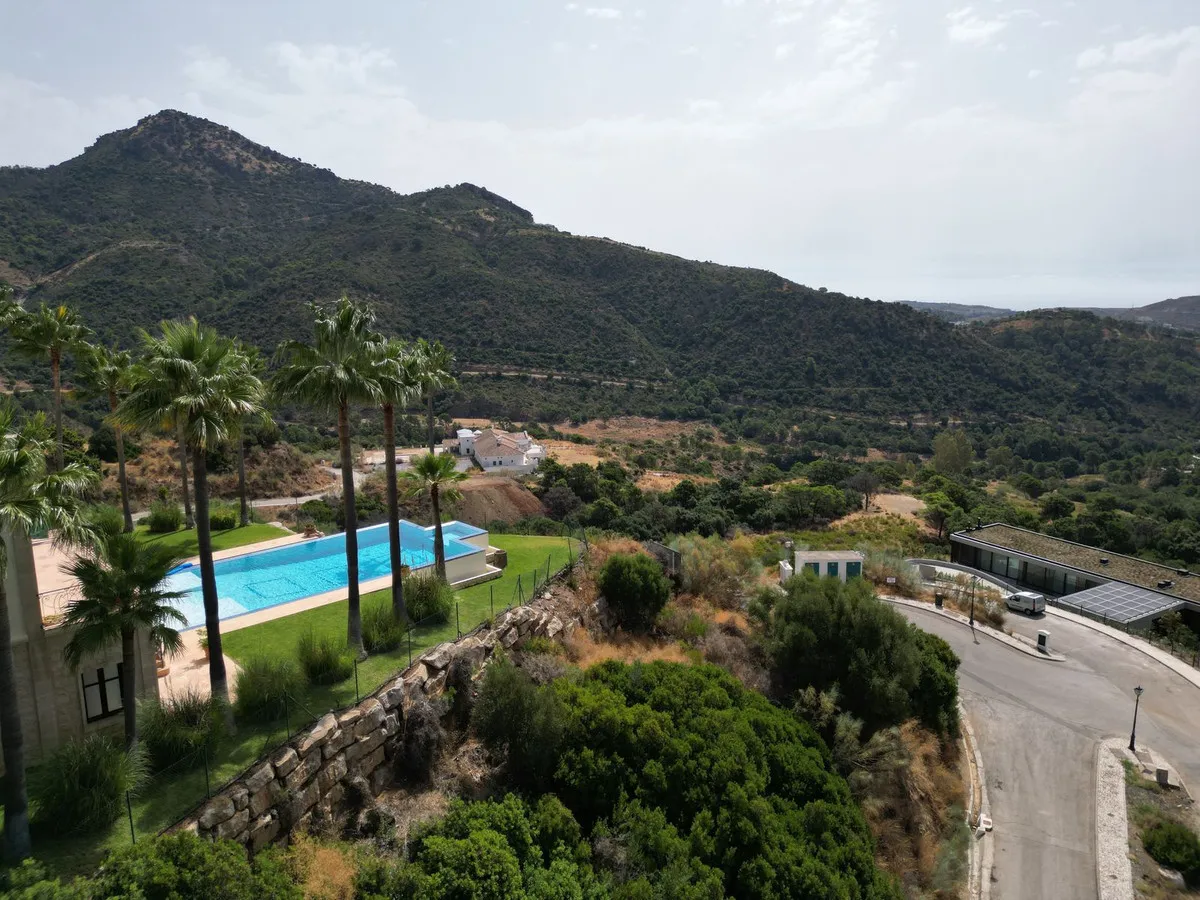 Comprar parcela en Benahavis
