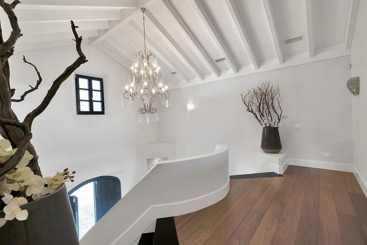 Benahavis villa for sale