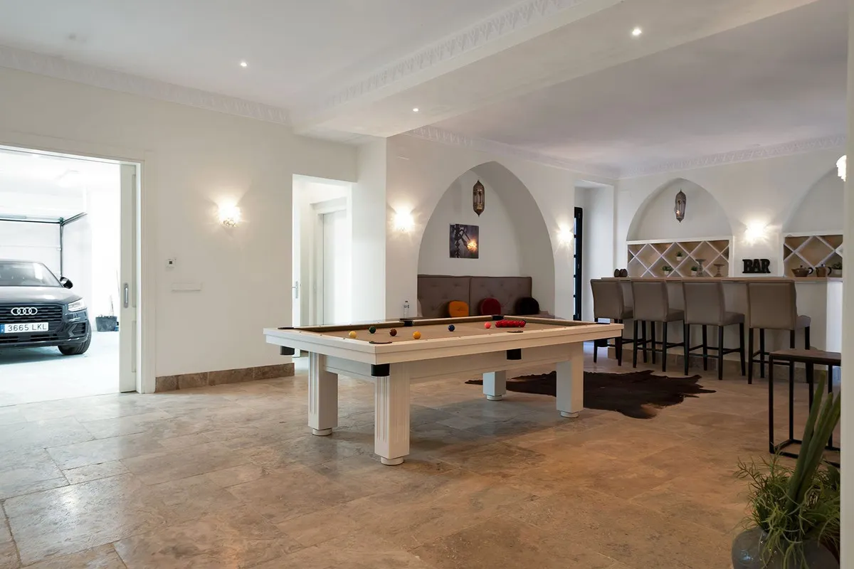 Benahavis villa for sale