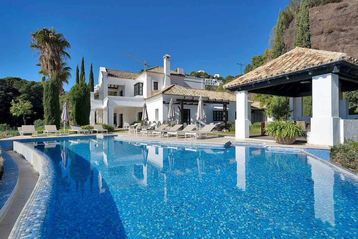 Benahavis villa for sale