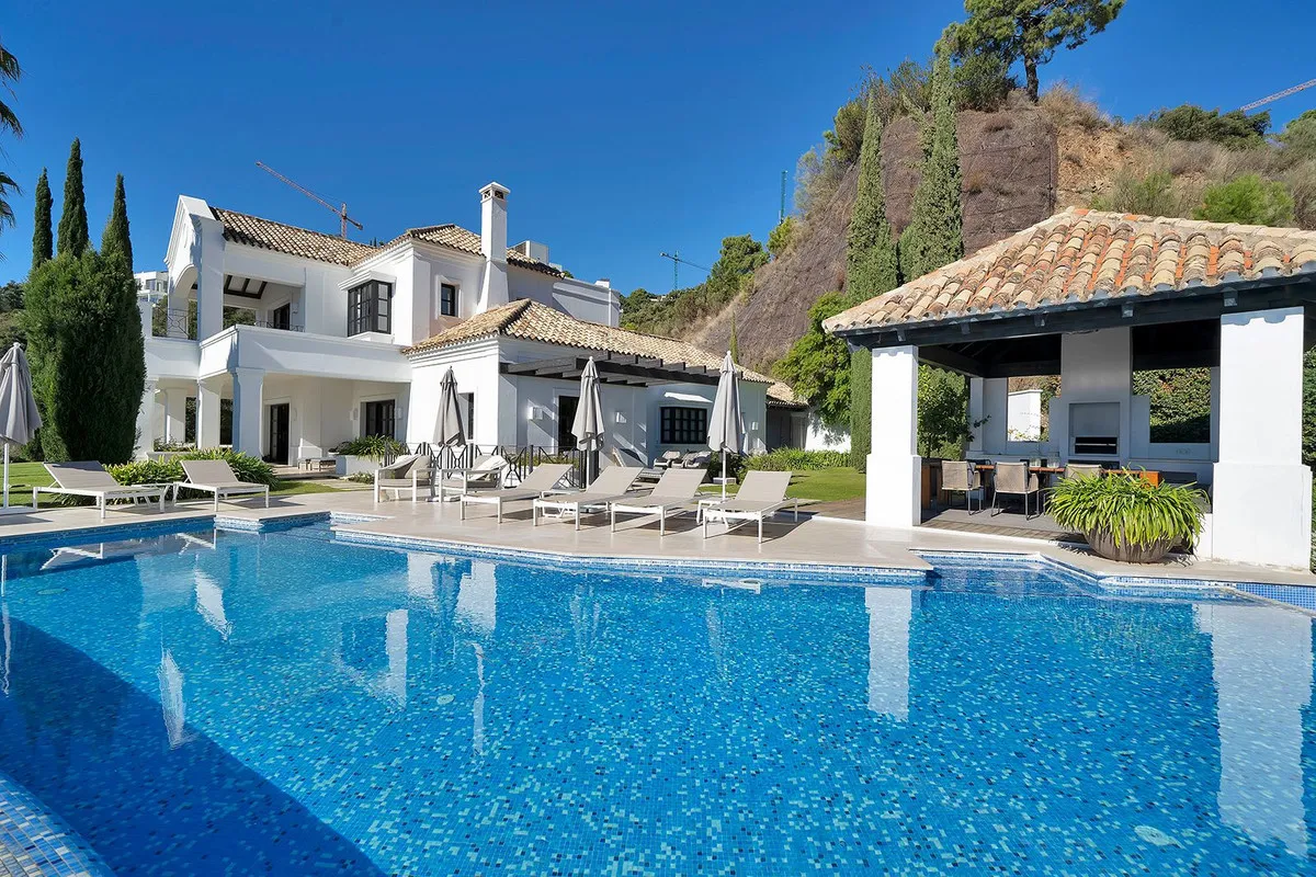 Benahavis villa for sale