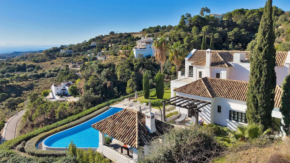 Benahavis villa for sale