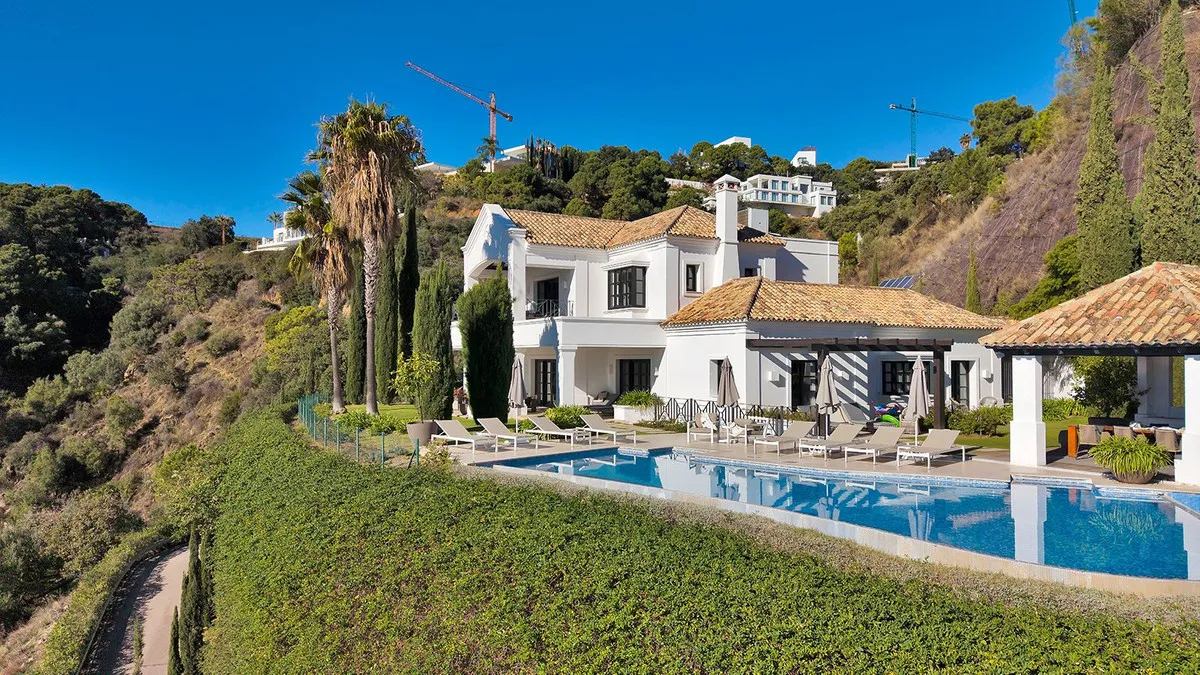 Benahavis villa for sale