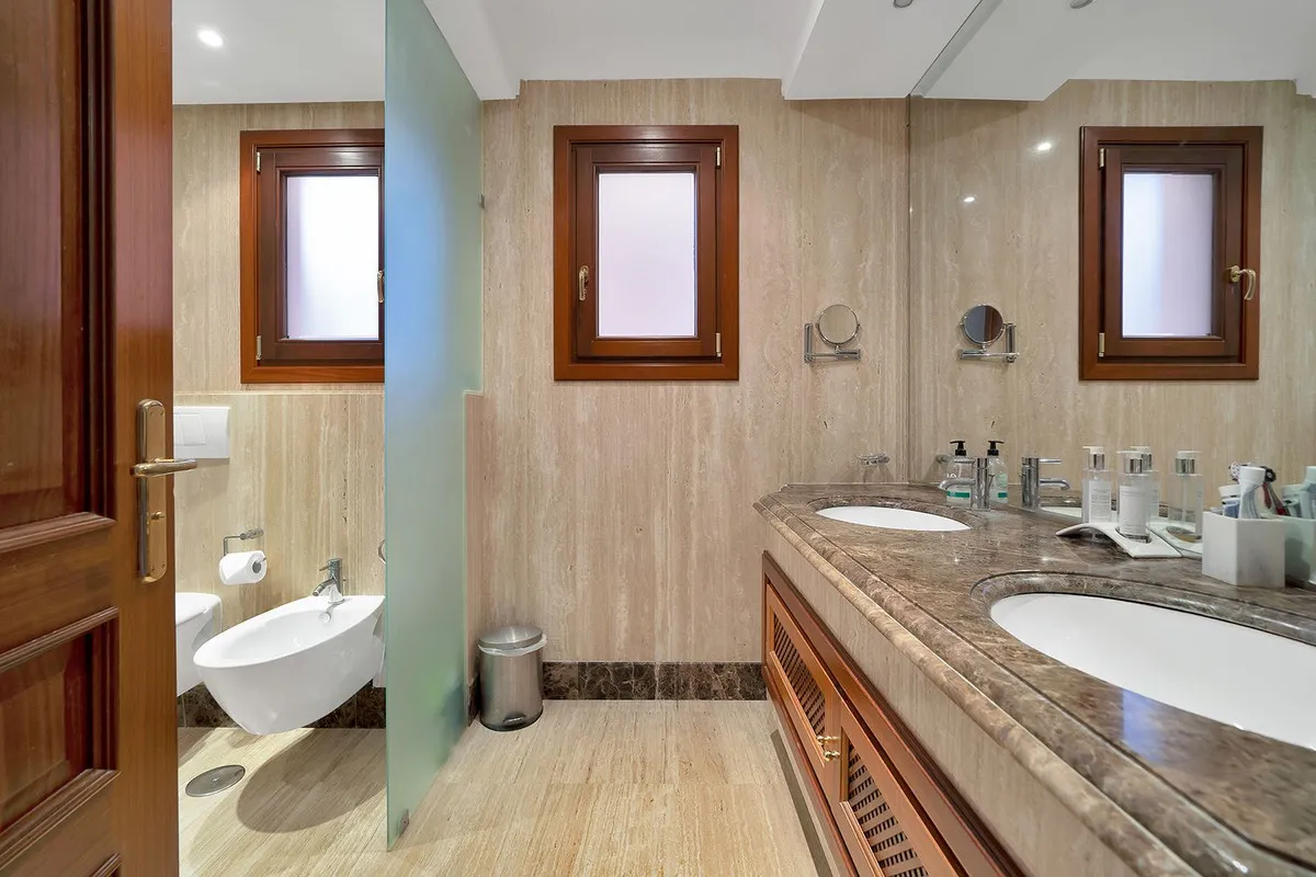 Ground floor apartment for sale in New Golden Mile with 2 bedrooms