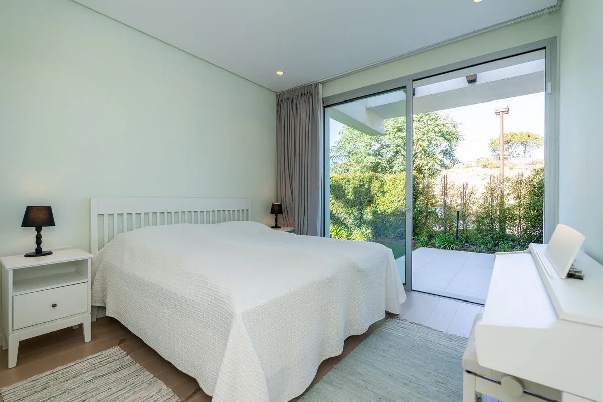 Benahavis, apartamento de 3 dormitorios en venta