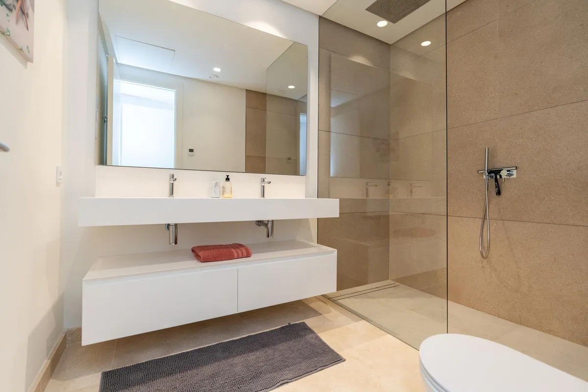 Benahavis, apartamento de 3 dormitorios en venta