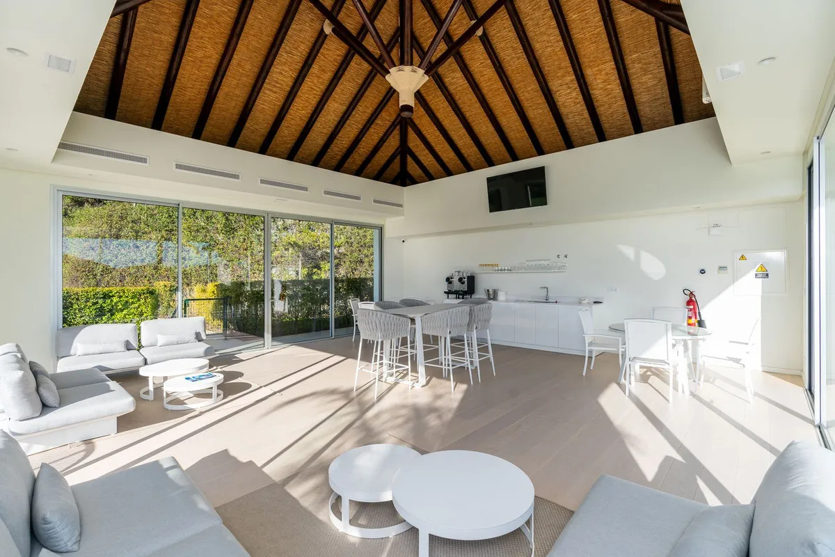 Benahavis, apartamento de 3 dormitorios en venta