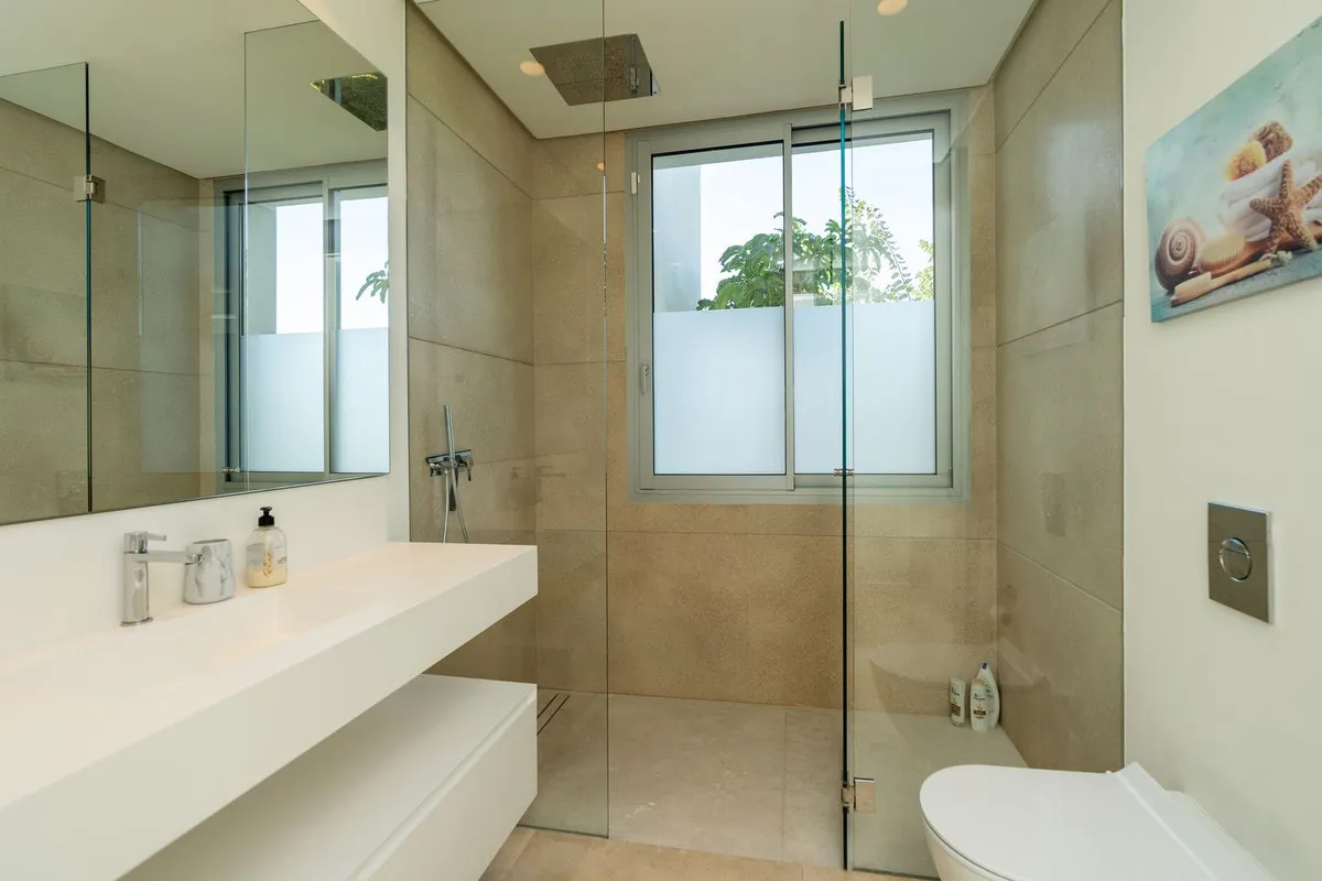 Benahavis, apartamento de 3 dormitorios en venta