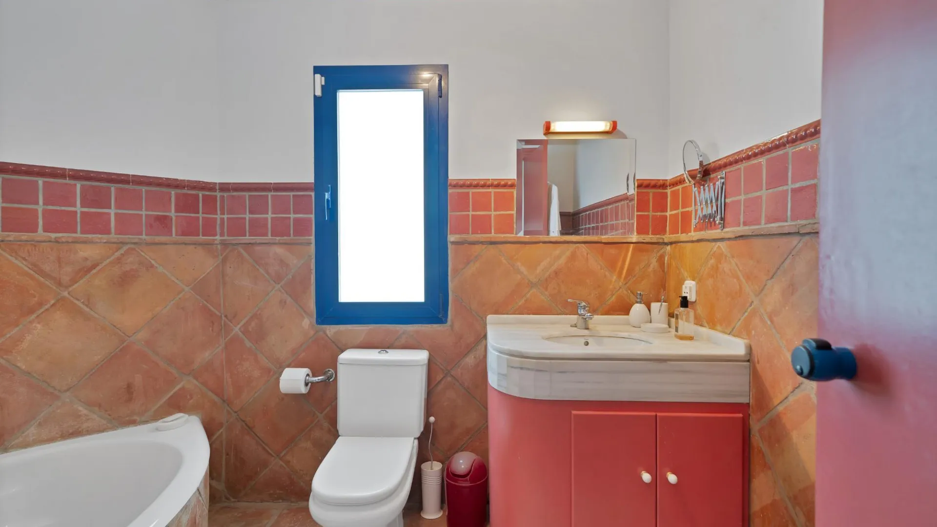 4 bedrooms villa for sale in Cerros del Aguila