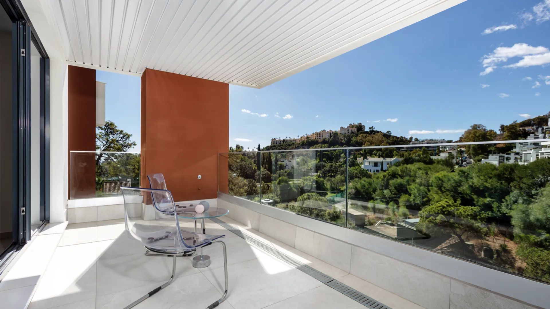 Apartamento a la venta en Benahavis con 2 dormitorios