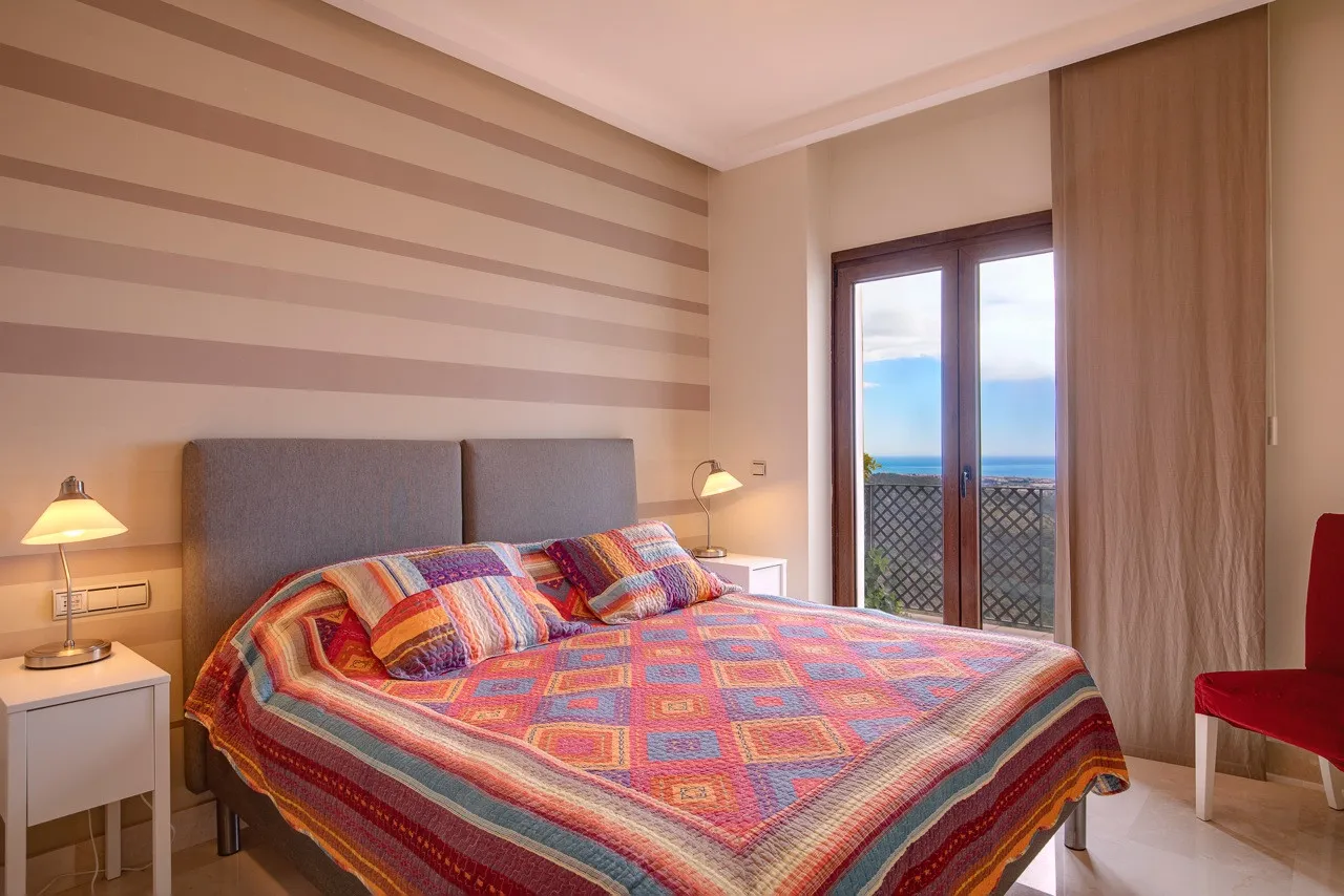 Se vende villa de 5 dormitorios en Benahavis