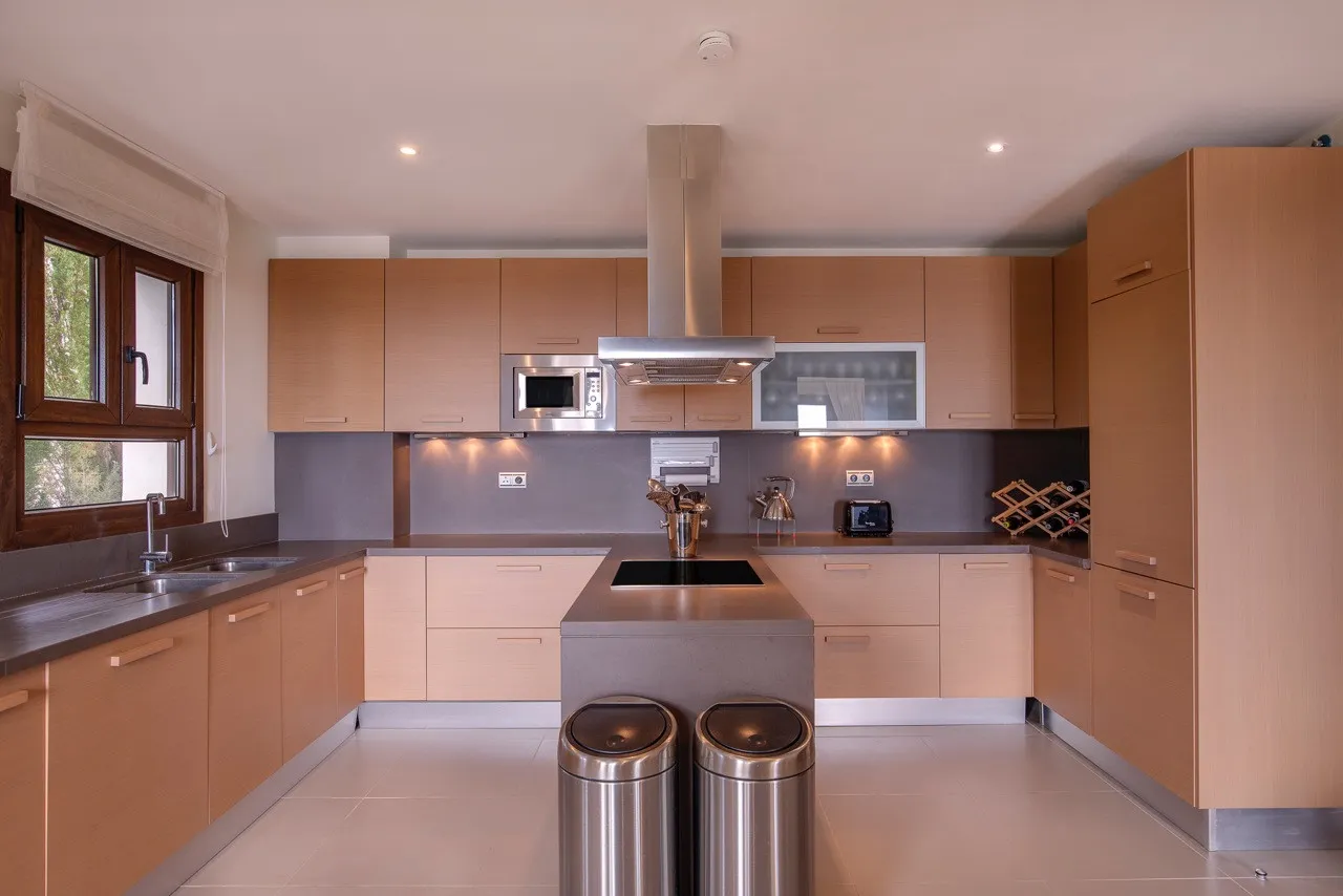 Se vende villa de 5 dormitorios en Benahavis