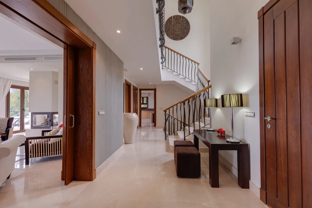 Se vende villa de 5 dormitorios en Benahavis