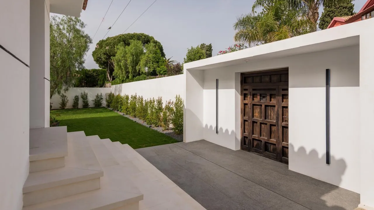 For sale Guadalmina Alta villa with 6 bedrooms