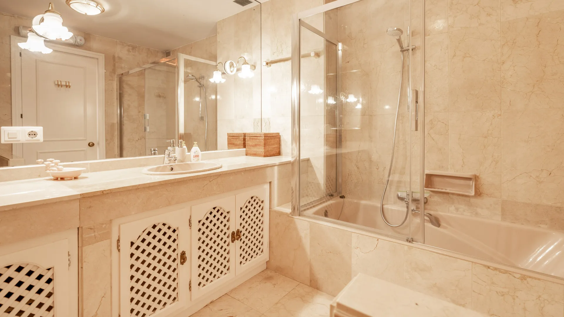 Buy Guadalmina Alta apartment