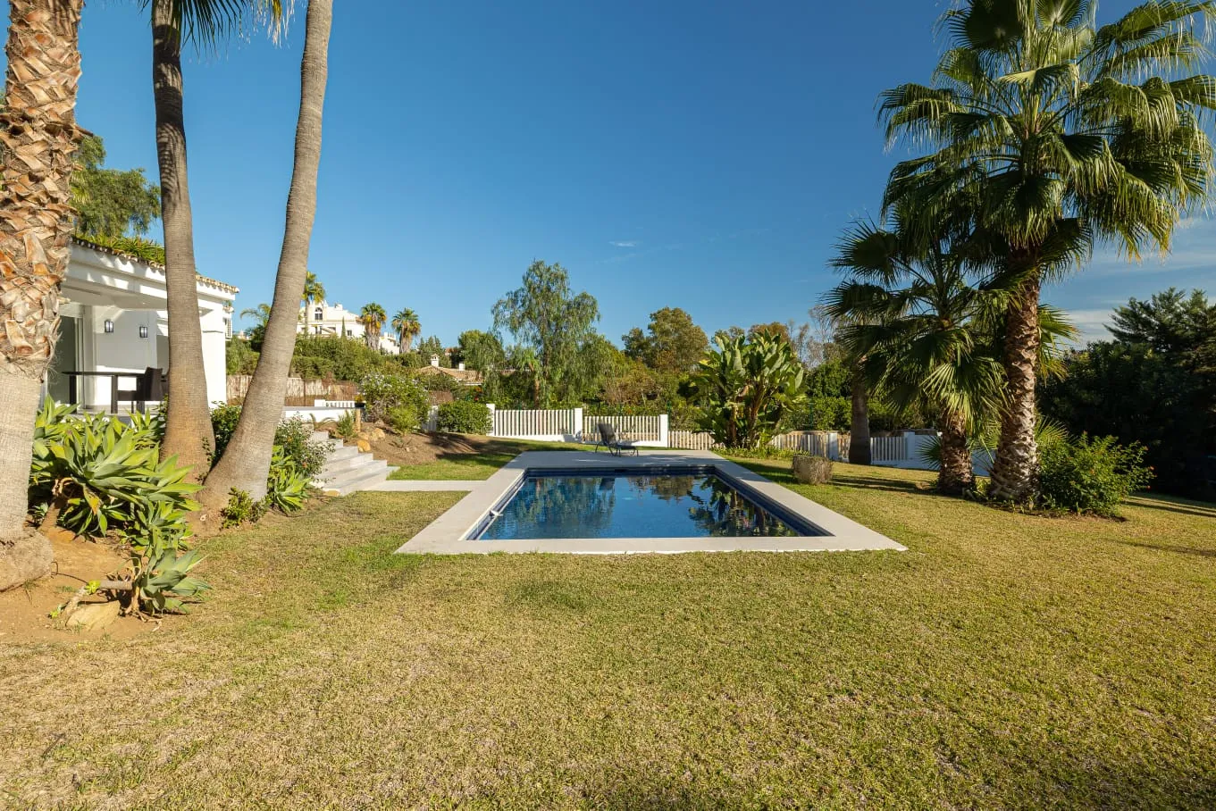 Estepona, villa a la venta