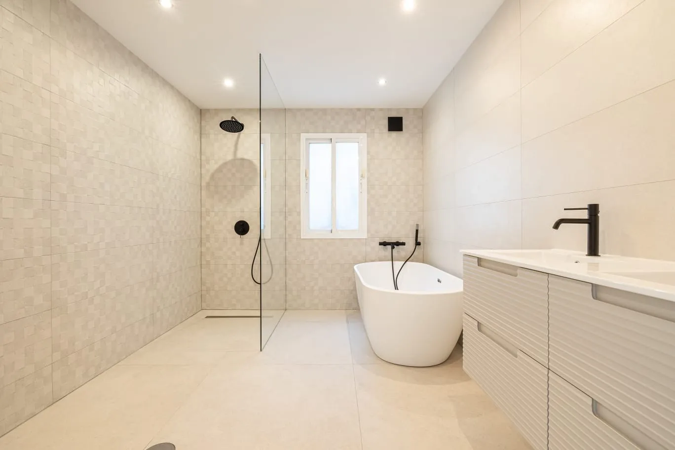 Estepona, villa a la venta