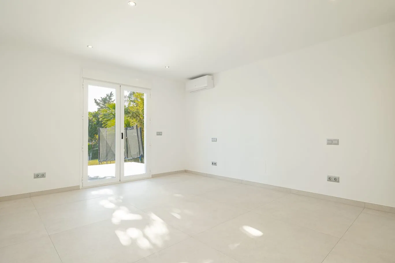 Estepona, villa a la venta