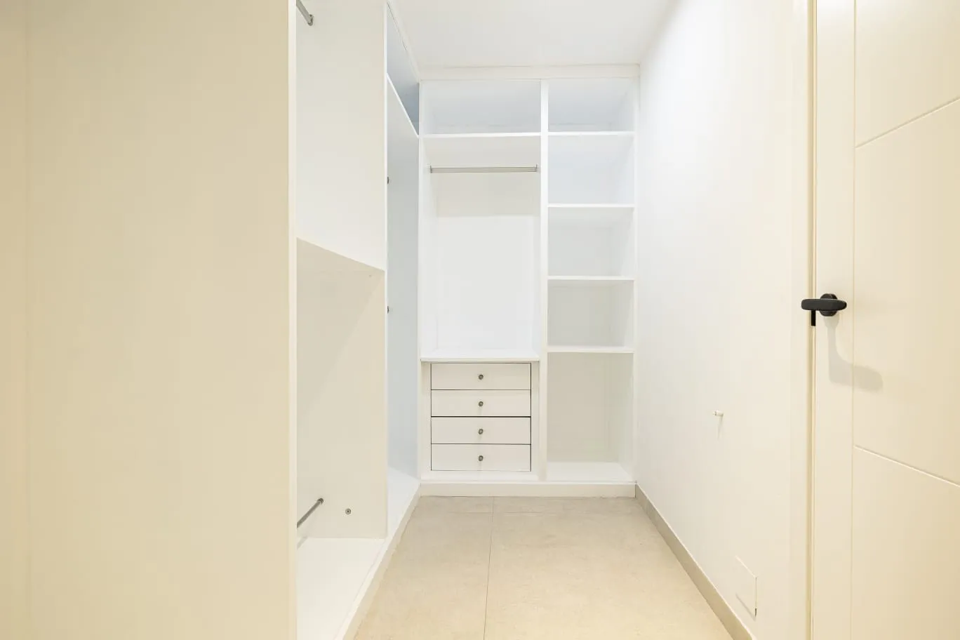 Estepona, villa a la venta