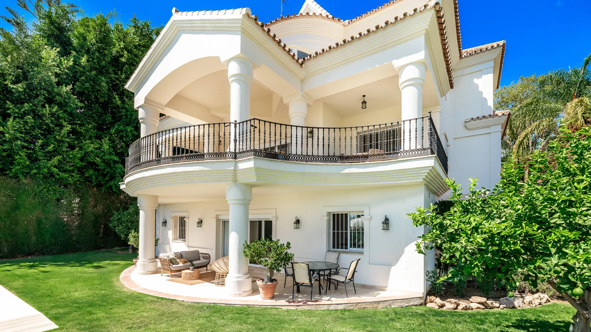 Nueva Andalucia, villa en venta