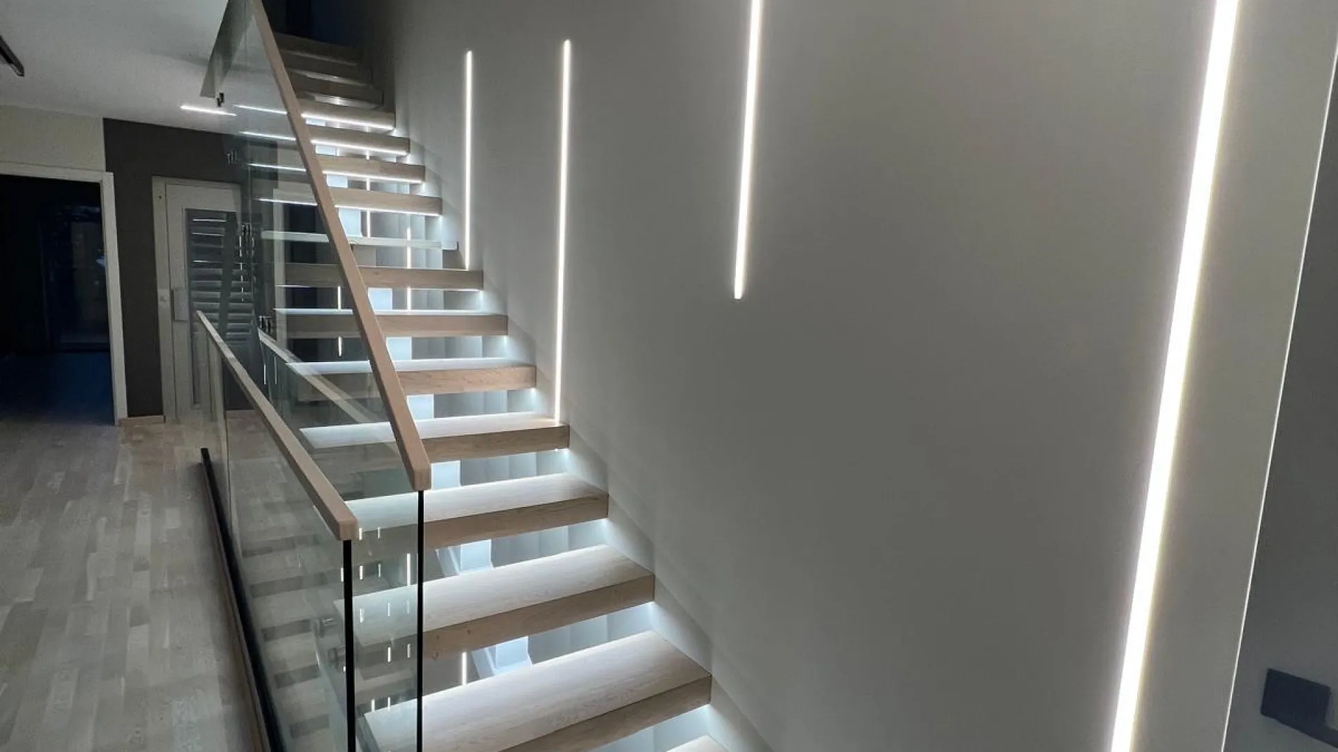 Comprar villa de 5 dormitorios en Benalmadena Costa