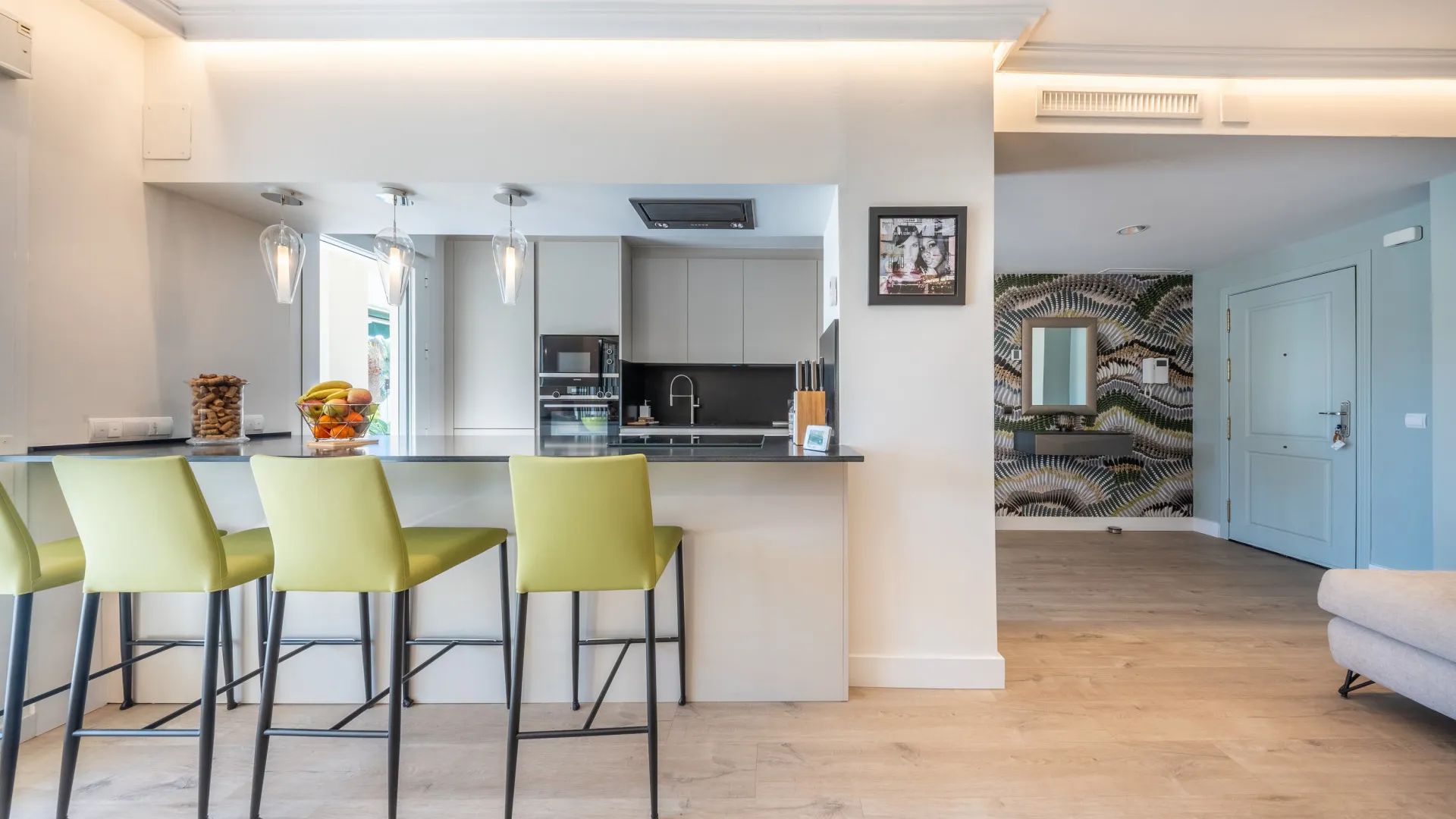 Apartamento en venta de 2 dormitorios en Nueva Andalucia